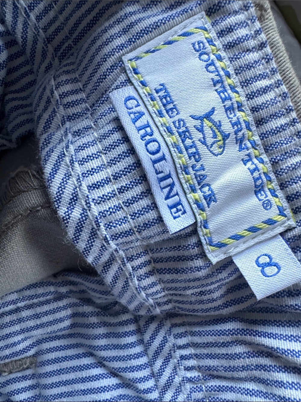 Southern Tide 5" Khaki Shorts - Picture 4 of 4